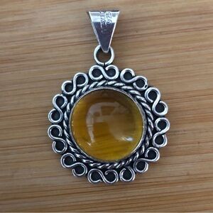 $59  Mexico Drop Estate Pendant  Sterling Silver  Marked 925 Mexico T 17-197